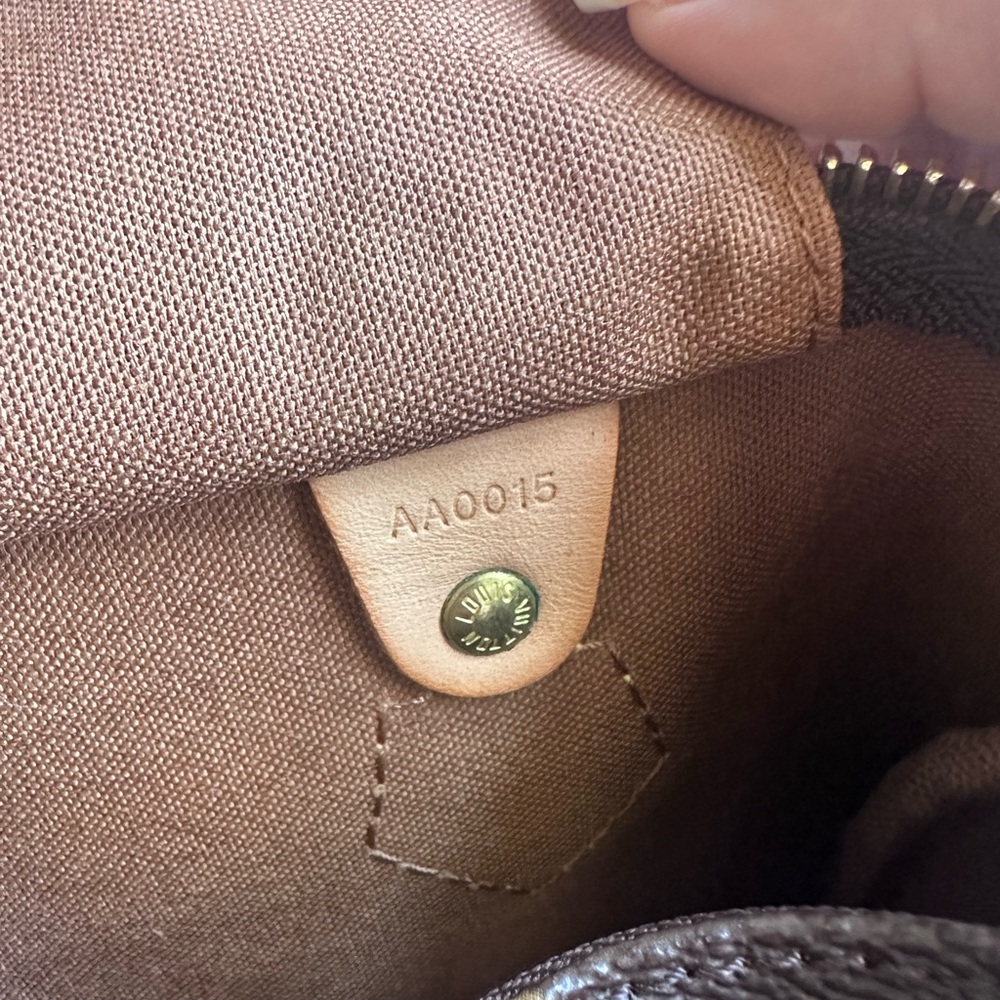 Louis Vuitton Vintage Speedy 30 - Picture 14 of 16